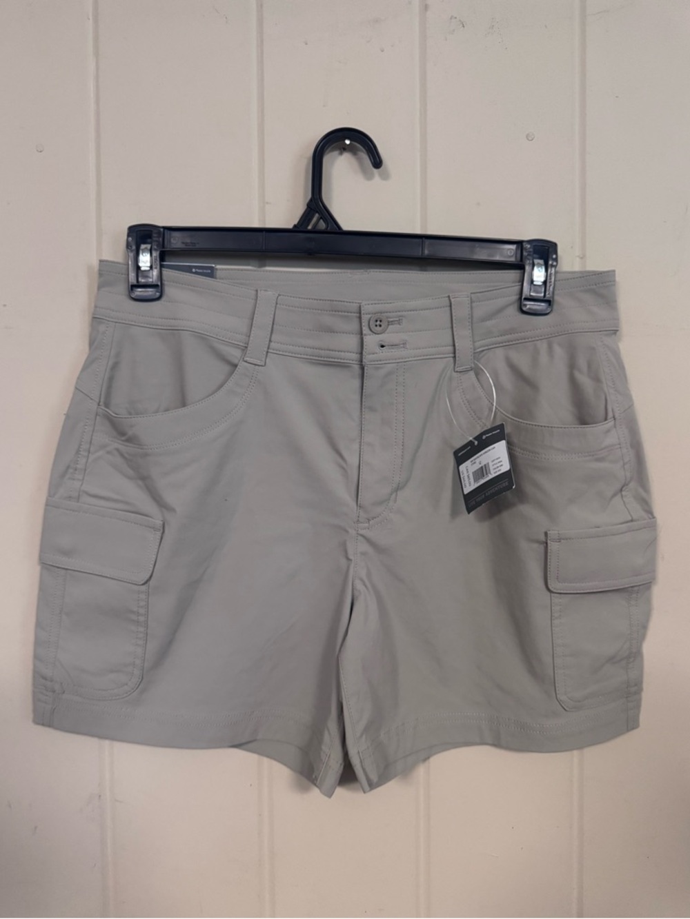 Women’s Eddie Bauer Cargo Shorts in tan khaki